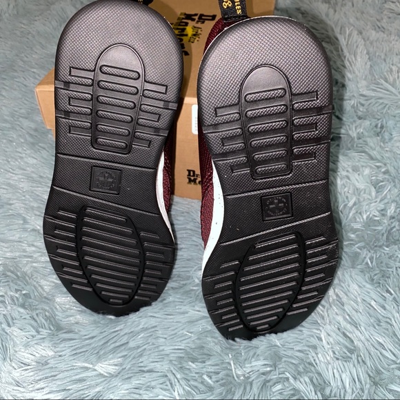 New Size 6 Dr. Martens Telkes Knit Sneaker Boots - Picture 5 of 6